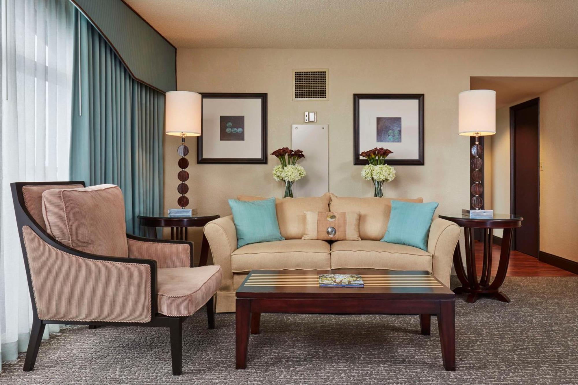 Doubletree By Hilton Hotel Orlando At Seaworld Williamsburg Eksteriør bilde